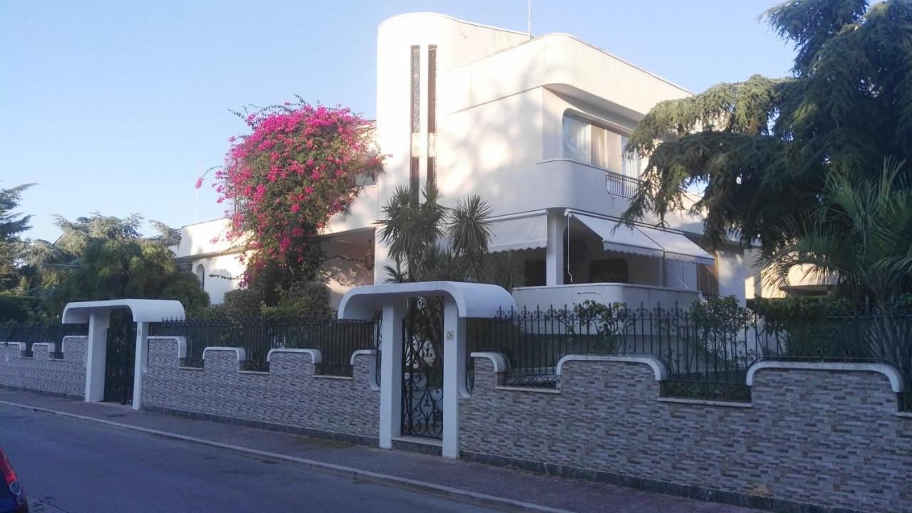 Villa Mary - Oroblu Trani Dış mekan fotoğraf